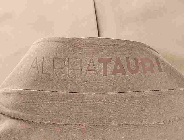OKANU V2.Y5.01 Premium Coat (ATA20001): okanu-v2-y5-01-premium-coat (image/jpeg)